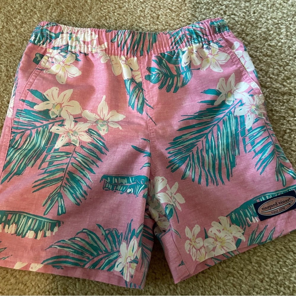 Vineyard vines swim trunks shorts